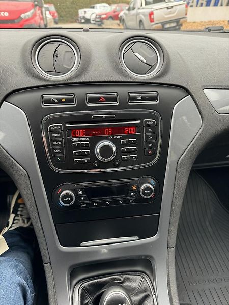 Ford Mondeo 1.6 TDCi 85 kW - fotka 11 z 16
