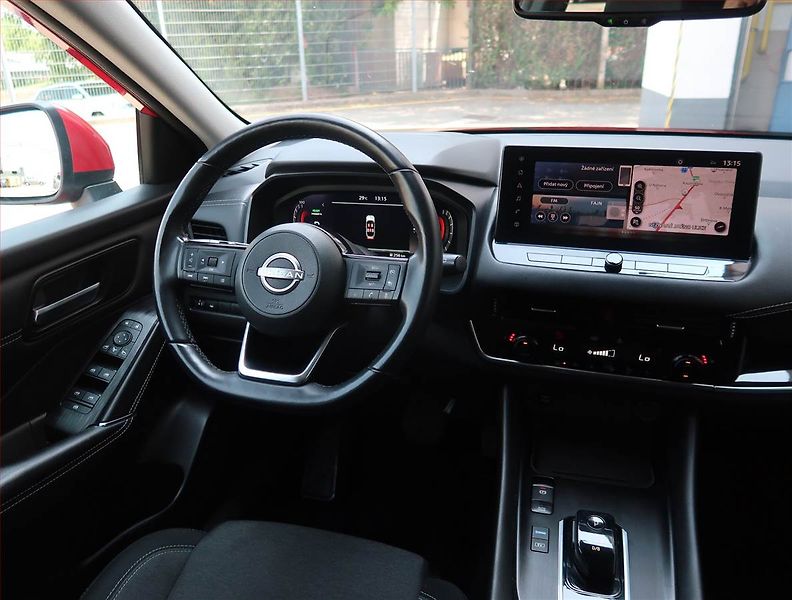 Nissan Qashqai (2023) 1.5 e-Power - fotka 7 z 25