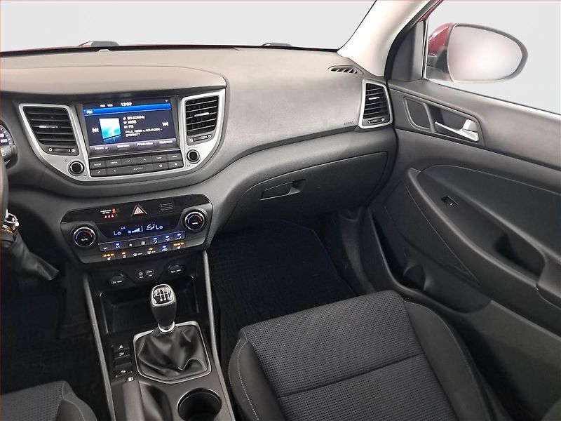 Hyundai Tucson (2017) Trikolor 1.6 T-GDI, ČR,1.maj - fotka 8 z 21