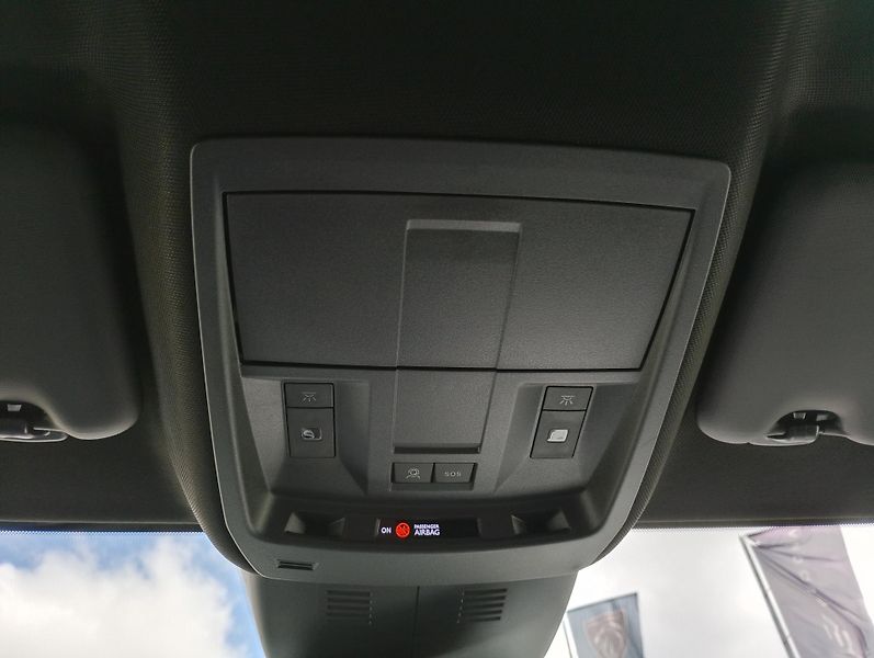 Peugeot 5008 (2025) GT Hybrid 145 e-DCS6 - fotka 27 z 28