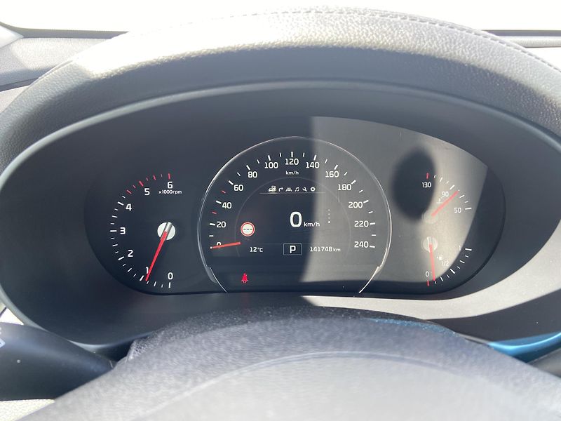 Kia Sorento 2.2 CRDi 147kW AT AWD Premium - fotka 17 z 25