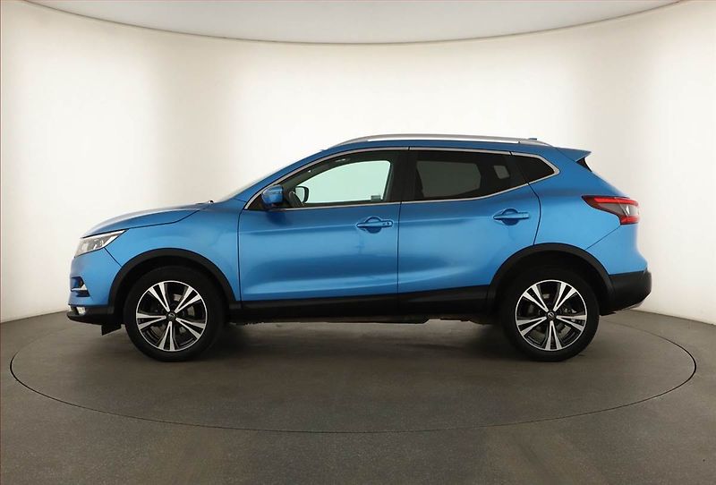 Nissan Qashqai (2018) 1.2 DIG-T, Navi, Tempomat - fotka 3 z 26