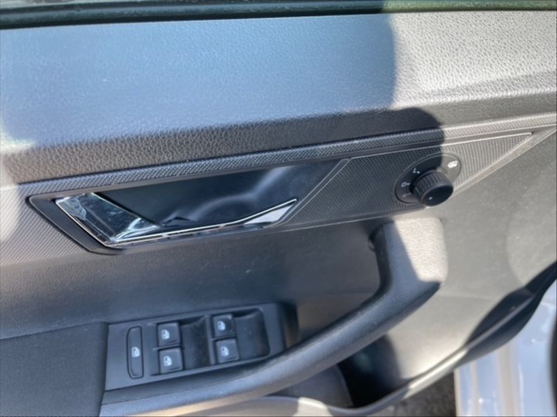 Škoda Fabia 1,0 TSI 70 Ambition - fotka 11 z 11