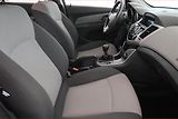 Chevrolet Cruze (2009) 1.6 i 16V, ČR,1.maj - náhled 9
