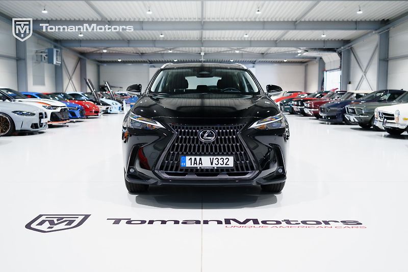 Lexus NX 350h (2023) Hybrid 2.5 E-CVT Comfort Top - fotka 2 z 20