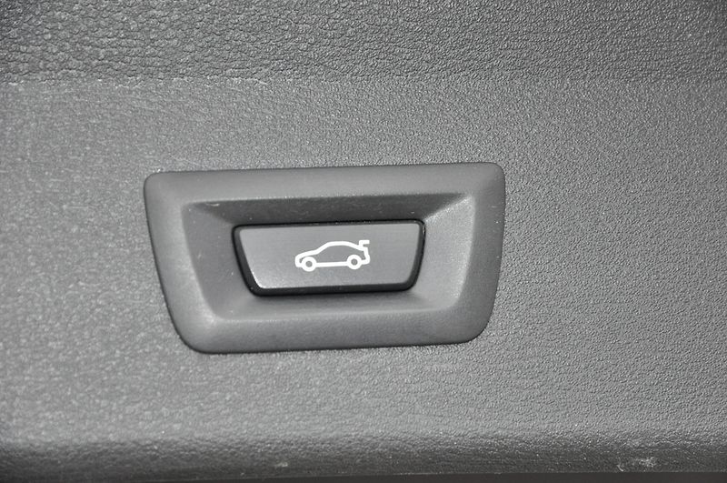 BMW X1 sDrive 18d 110kW Automat - fotka 9 z 21