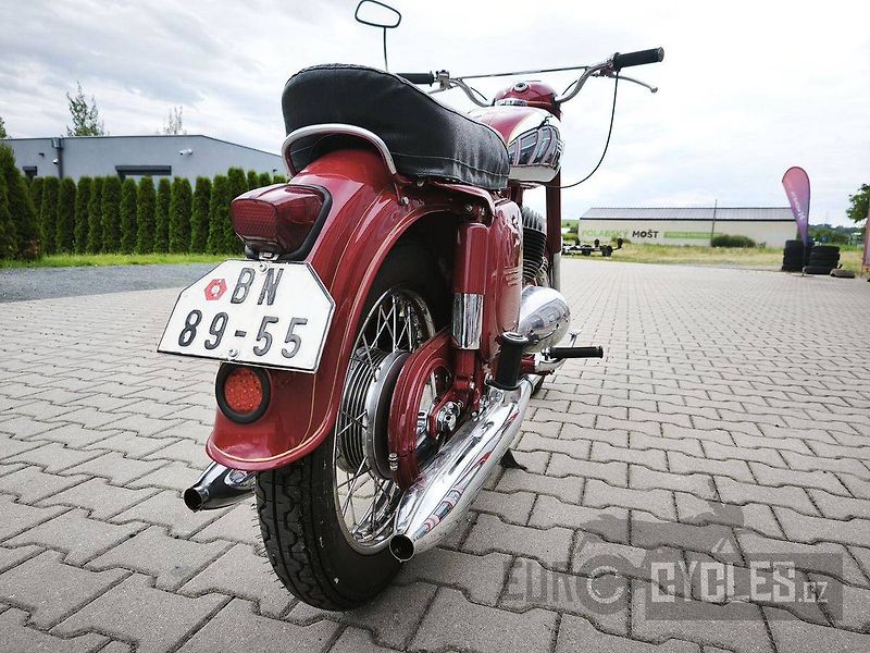 Jawa 350/354 Kývačka (1959) - fotka 4 z 14