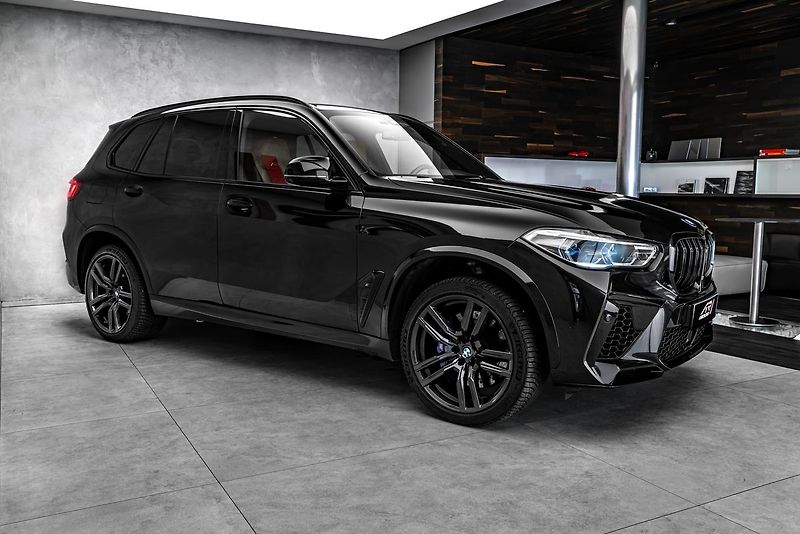 BMW X5 Competition Laser Carbon - fotka 4 z 24