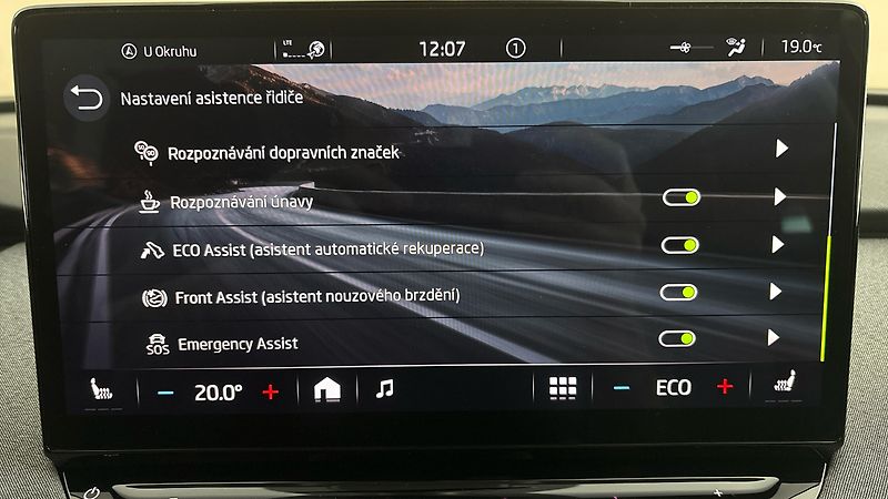 Škoda Enyaq 82 kWh AUT 80 Clever - fotka 26 z 33