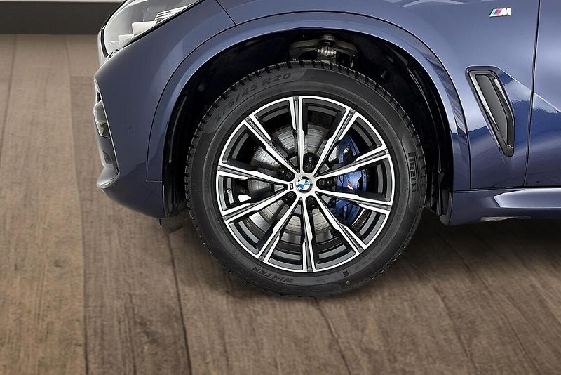 BMW X5 xDrive40i - fotka 29 z 29