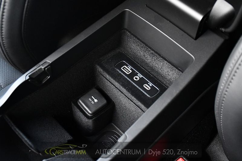 Alfa Romeo Stelvio 2.0 Turbo 16V 206kW Veloce Q4 - fotka 36 z 53