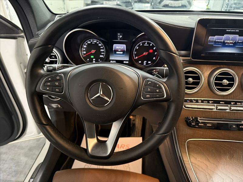 Mercedes-Benz GLC 2,0   250 BURM 360 PANORAMA - fotka 9 z 33