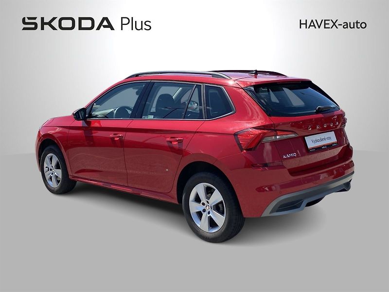 Škoda Kamiq (2023) 1.0 TSI Ambition - fotka 31 z 32