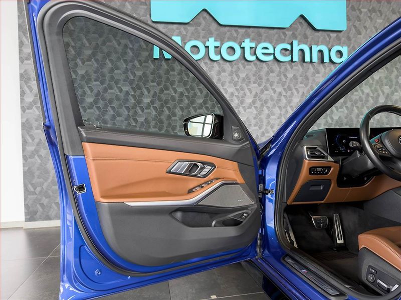 BMW M3 (2023) Competition - fotka 12 z 25
