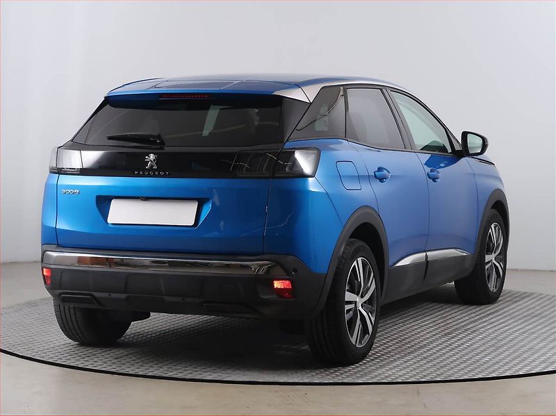 Peugeot 3008 (2022) 1.5 BlueHDi - fotka 5 z 18