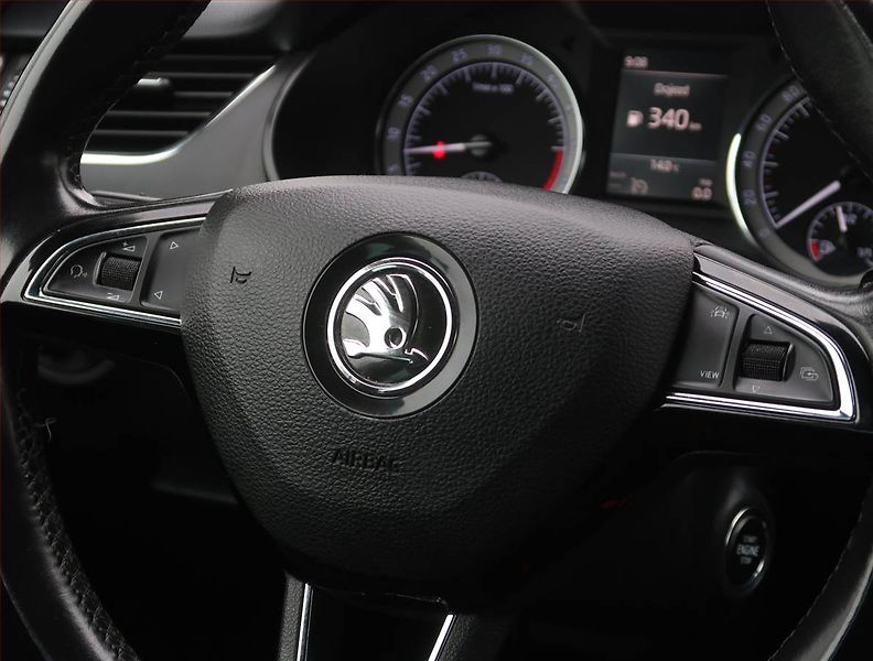 Škoda Octavia (2020) Style 1.6 TDI, Serv.kniha - fotka 25 z 25