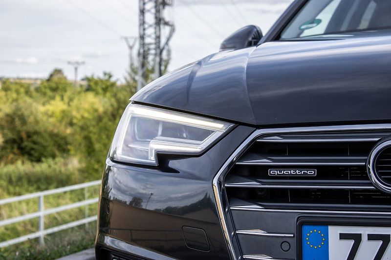 Audi A4 - fotka 10 z 26