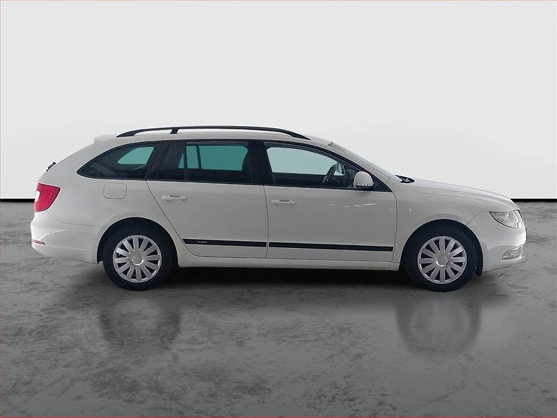 Škoda Superb (2012) Ambition 2.0 TDI, Tempomat - fotka 6 z 15