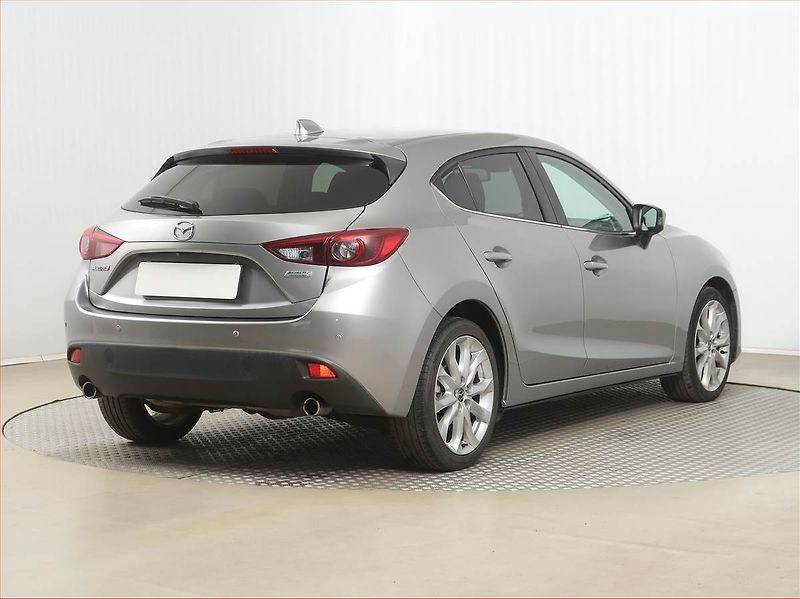 Mazda 3 (2015) 2.0 Skyactiv-G, Navi - fotka 5 z 16