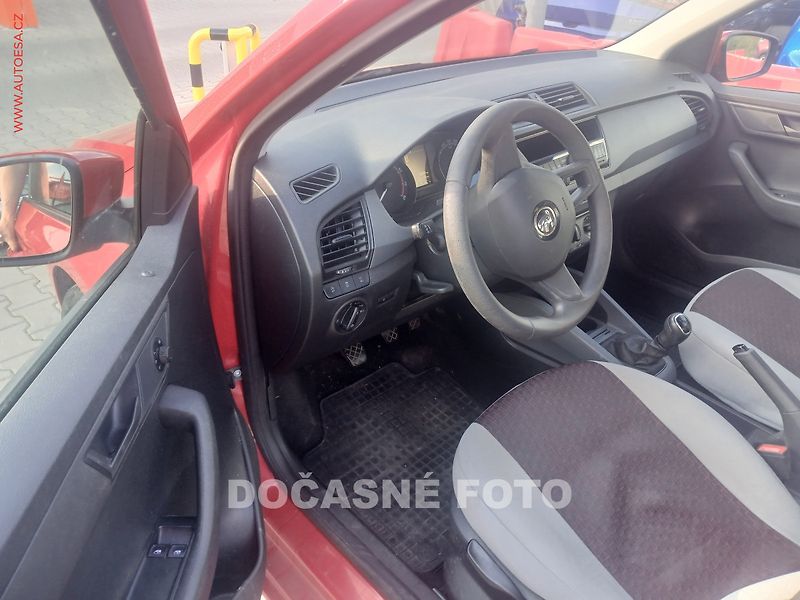 Škoda Fabia (2020) 1.0 mpi, 1.maj,ČR, AC - fotka 3 z 3