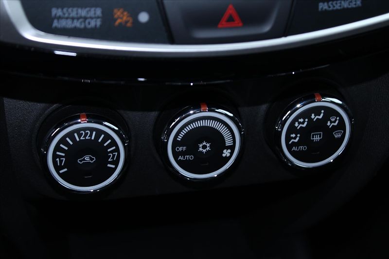 Mitsubishi ASX 1.6 MIVEC 68.000KM DPH 1.MAJ. - fotka 16 z 21