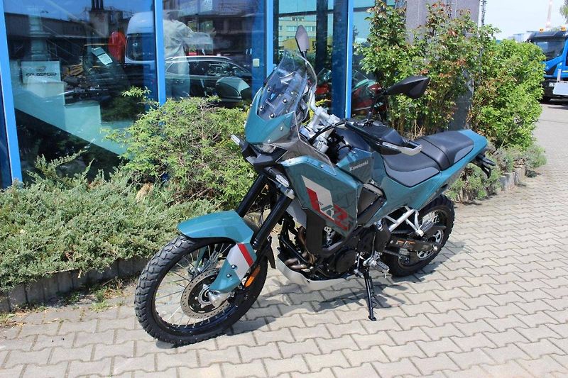 Kawasaki KLE 500 (2026) SE NOVINKA 2026 - fotka 9 z 9