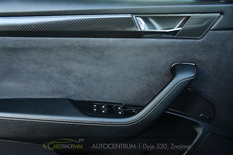 Škoda Superb 2,0TDI SPORTLINE DSG ČR 1.MAJ  - fotka 24 z 56
