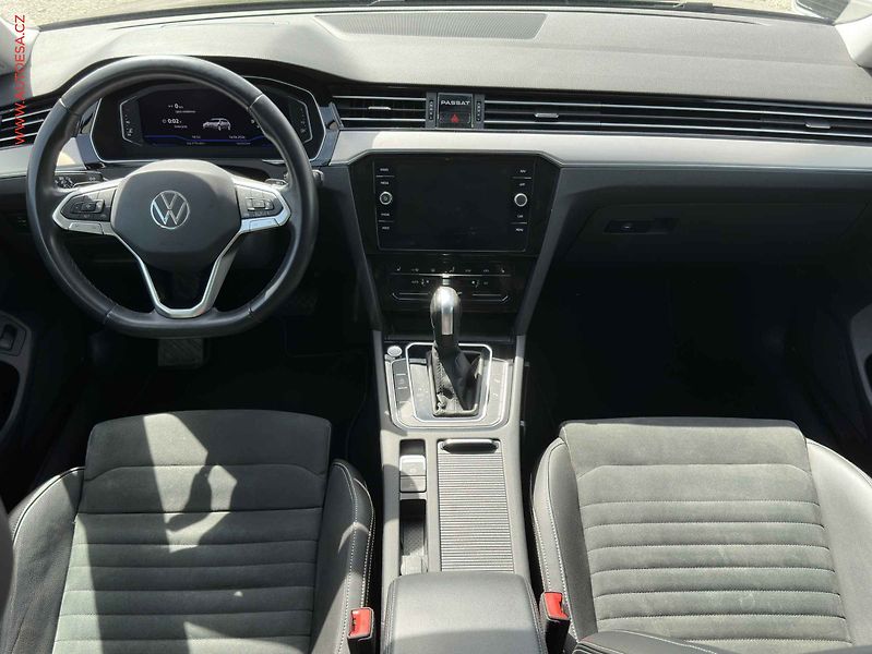 Volkswagen Passat (2022) 2.0 TSi, 2.maj,ČR, DSG, navi - fotka 8 z 22