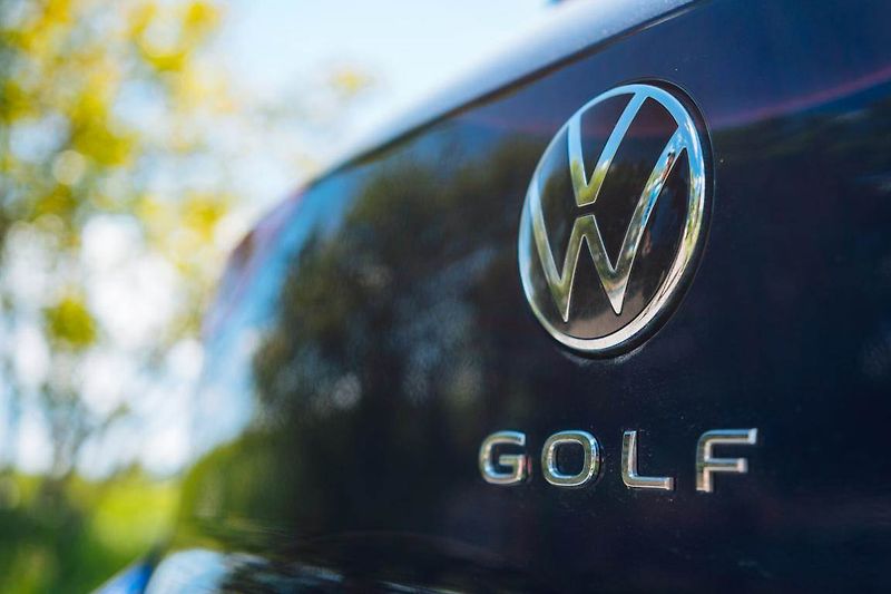Volkswagen Golf (2023) Life 1.5 TSI, Navi, Tempomat - fotka 11 z 30