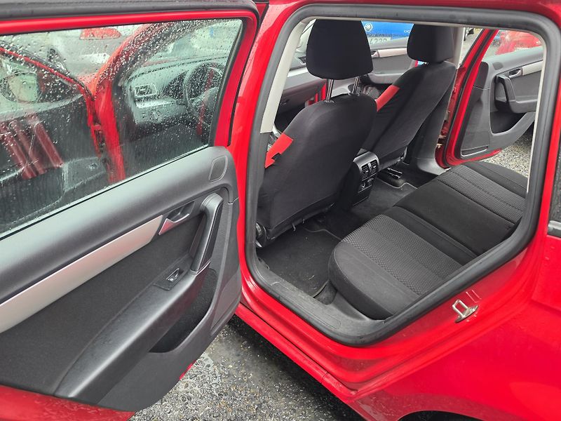 Volkswagen Passat 1.6 TDI Led Tz Navigace  - fotka 9 z 20
