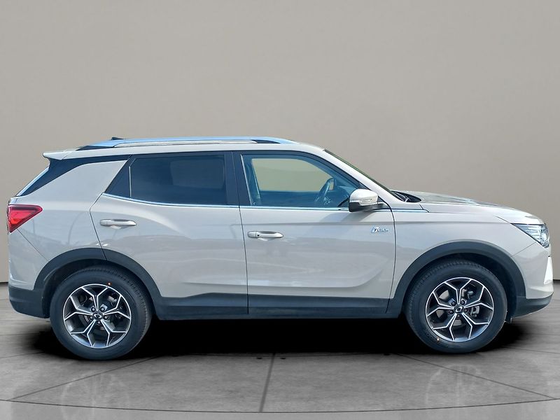 SsangYong Korando Premium 1,5 GDi  FWD A6 - fotka 4 z 20
