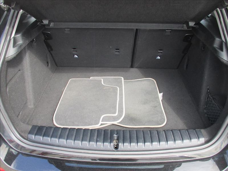 BMW Řada 1 1,5 118i, automat,servis,CZ, - fotka 9 z 30