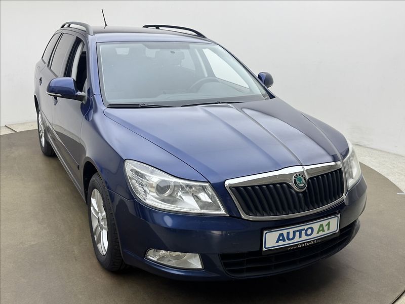 Škoda Octavia 2,0 103kW DPH 2X SADY KOL ČR - fotka 3 z 25