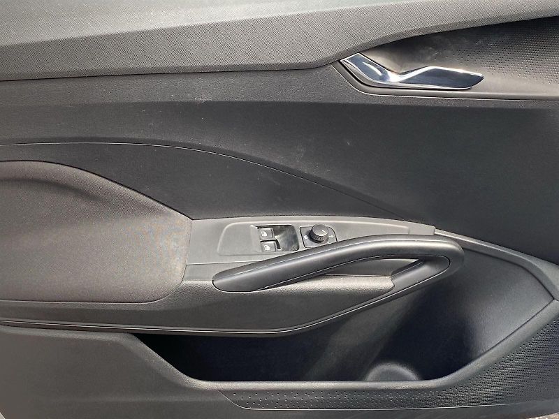 Škoda Fabia (2022) 1.0 MPI Active - fotka 20 z 30