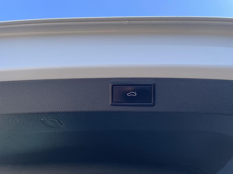 Škoda Karoq (2020) 1.5 TSI 110 kW DSG - REZERVACE - fotka 33 z 38