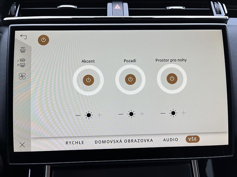 Land Rover Range Rover Velar (2026) 2,0 D200 S AWD* - fotka 22 z 30