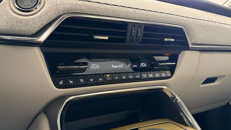 Mazda CX-80 (2026) 3.3 D254 AWD Takumi Plus  - fotka 14 z 32