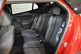 Peugeot 2008 (2021) 1.2PT 130k Allure TOP stav - náhled 16