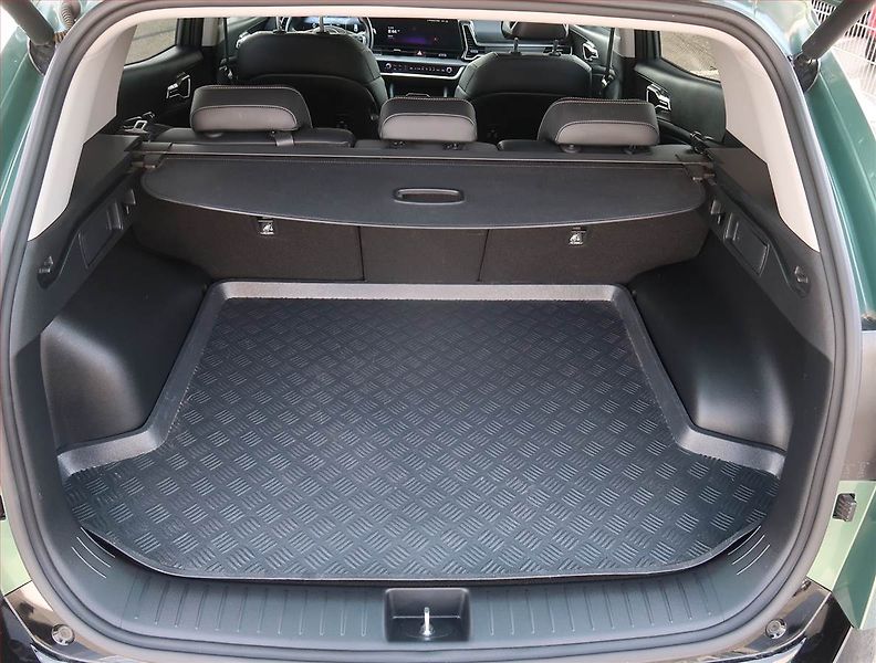 Kia Sportage (2023) 1.6 T-GDI MHEV - fotka 14 z 28