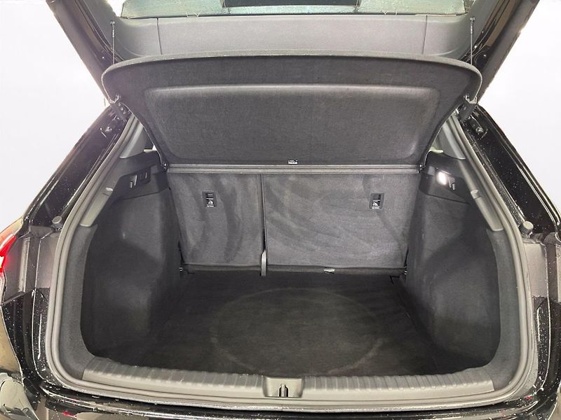 Audi Q4 e-tron 45 quattro ACC Keyless Tep.čer - fotka 16 z 16