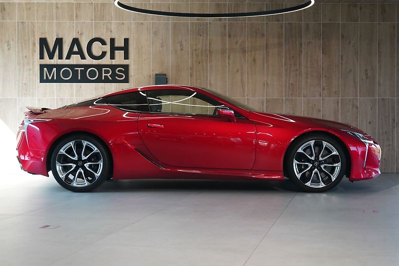 Lexus LC 500 Sport+ 351 kW - fotka 6 z 40
