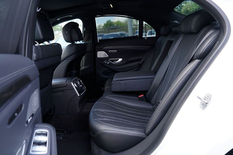 Mercedes-Benz Třídy S S 350d AMG 4Matic/Burm/260PS - fotka 31 z 46