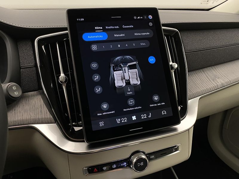 Volvo XC90 (2026) T8 AWD Plug-in BRIGHT PLUS 7m - fotka 43 z 67