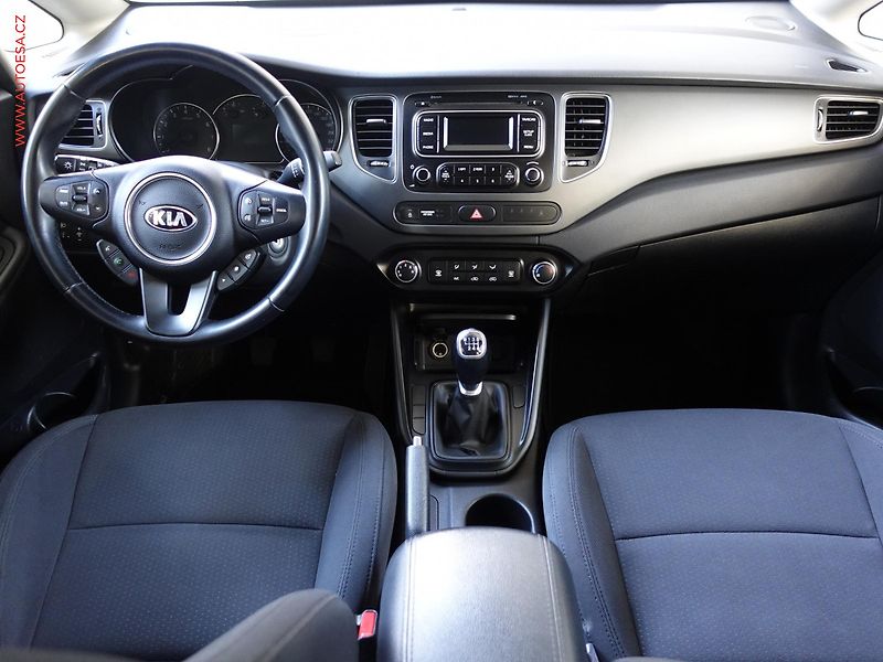 Kia Carens (2014) 1.6GDi, 1.maj,ČR, AC, tempo - fotka 8 z 23
