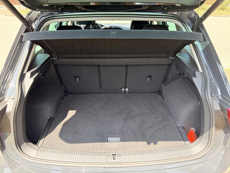 Volkswagen Tiguan 2.0TDI ELEGANCE DSG MATRIX VIR - fotka 55 z 63