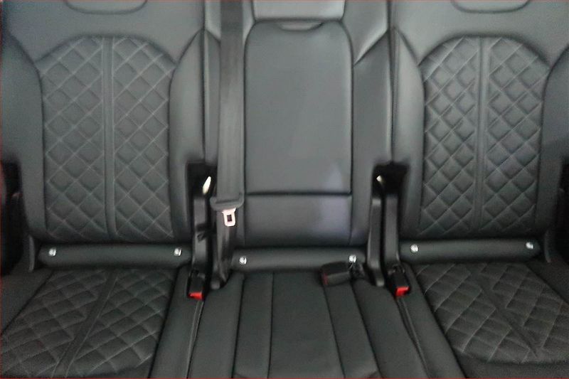 Audi Q7 (2022) 50 TDI - fotka 10 z 20