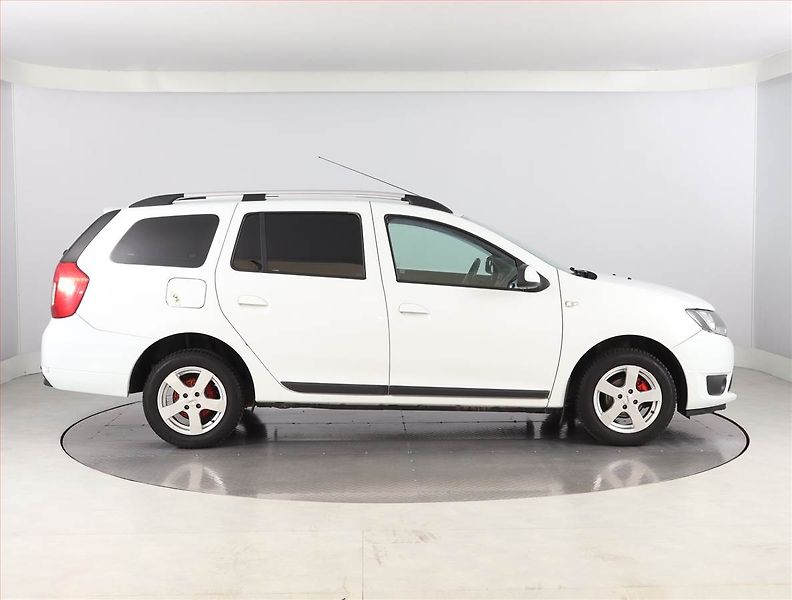 Dacia Logan (2016) 0.9 TCe, LPG, Serv.kniha - fotka 6 z 18