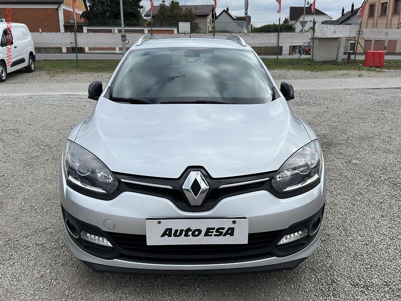 Renault Mégane (2014) 1.6dCi, ČR, AC, tempo, park - fotka 2 z 19