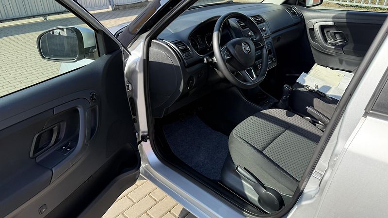 Škoda Fabia 1.2TSi*63kW*STYLE PLUS*128TKM* - fotka 13 z 27