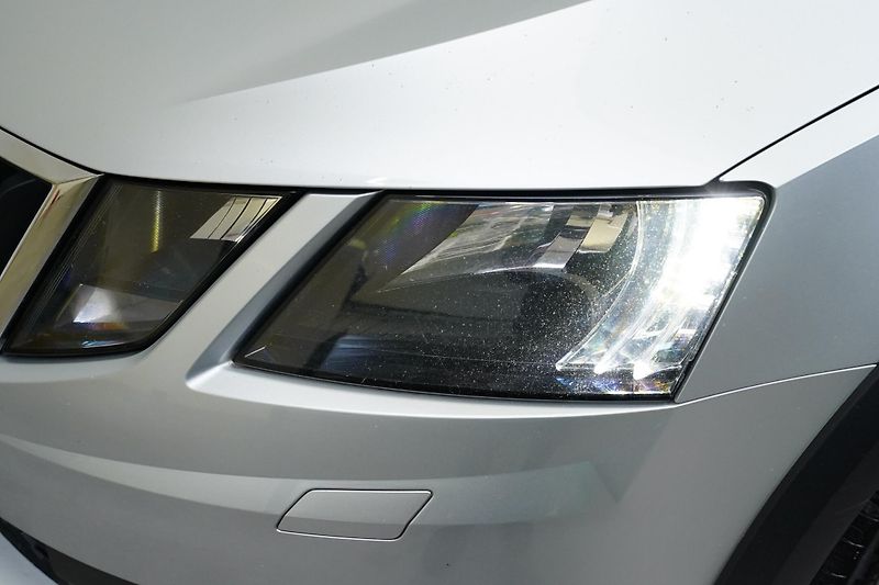 Škoda Octavia - fotka 9 z 27